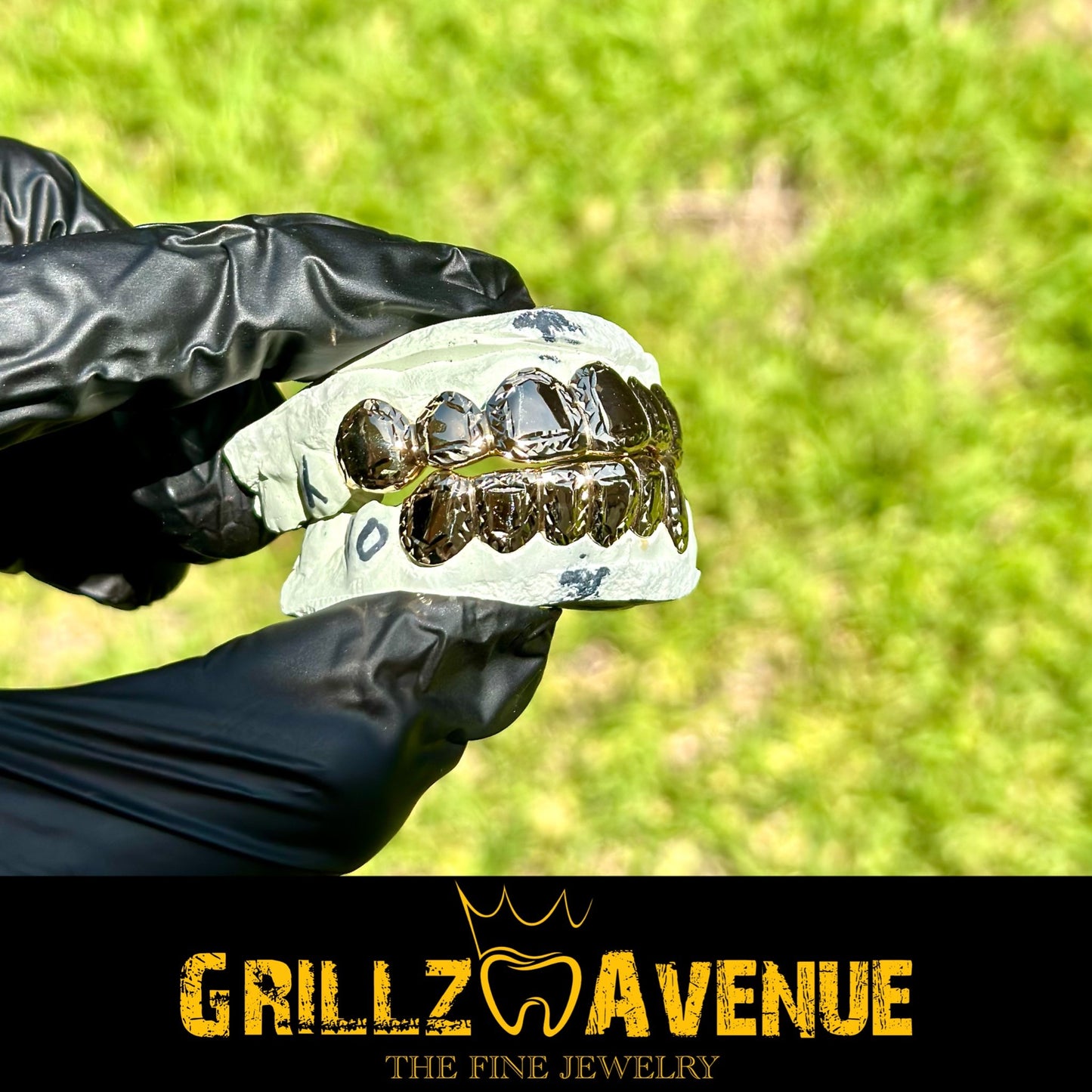 Custom Grillz Diamond Cuts Outline 10k Yellow Gold